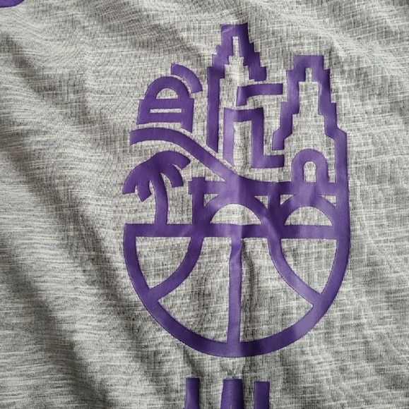 NWT Nike Lakers Shirt - Picture 2 of 4